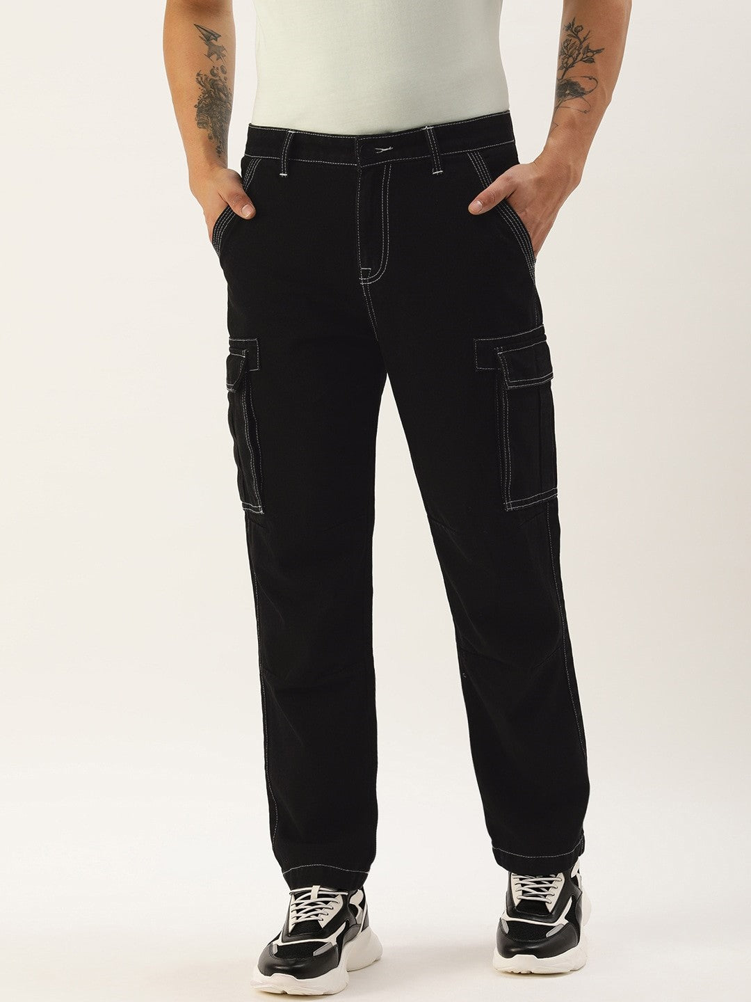 Men Black Relaxed Fit Solid Cargo Jeans