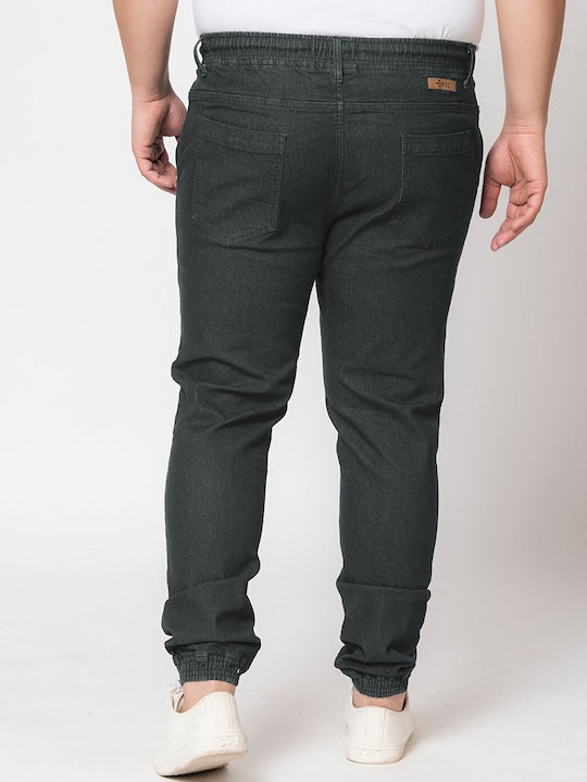 Men Charcoal Grey Regular Fit Solid Cargo Jogger Jeans