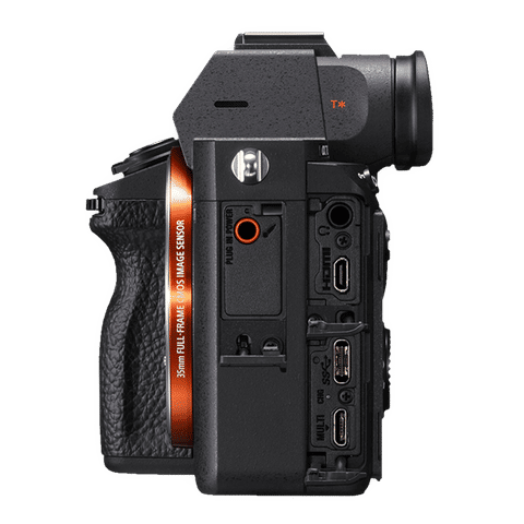 SONY Alpha 7 III 24.2MP Full Frame Camera (28-70 mm Lens, 35.6 x 23.8 mm Sensor, Tiltable LCD Screen)