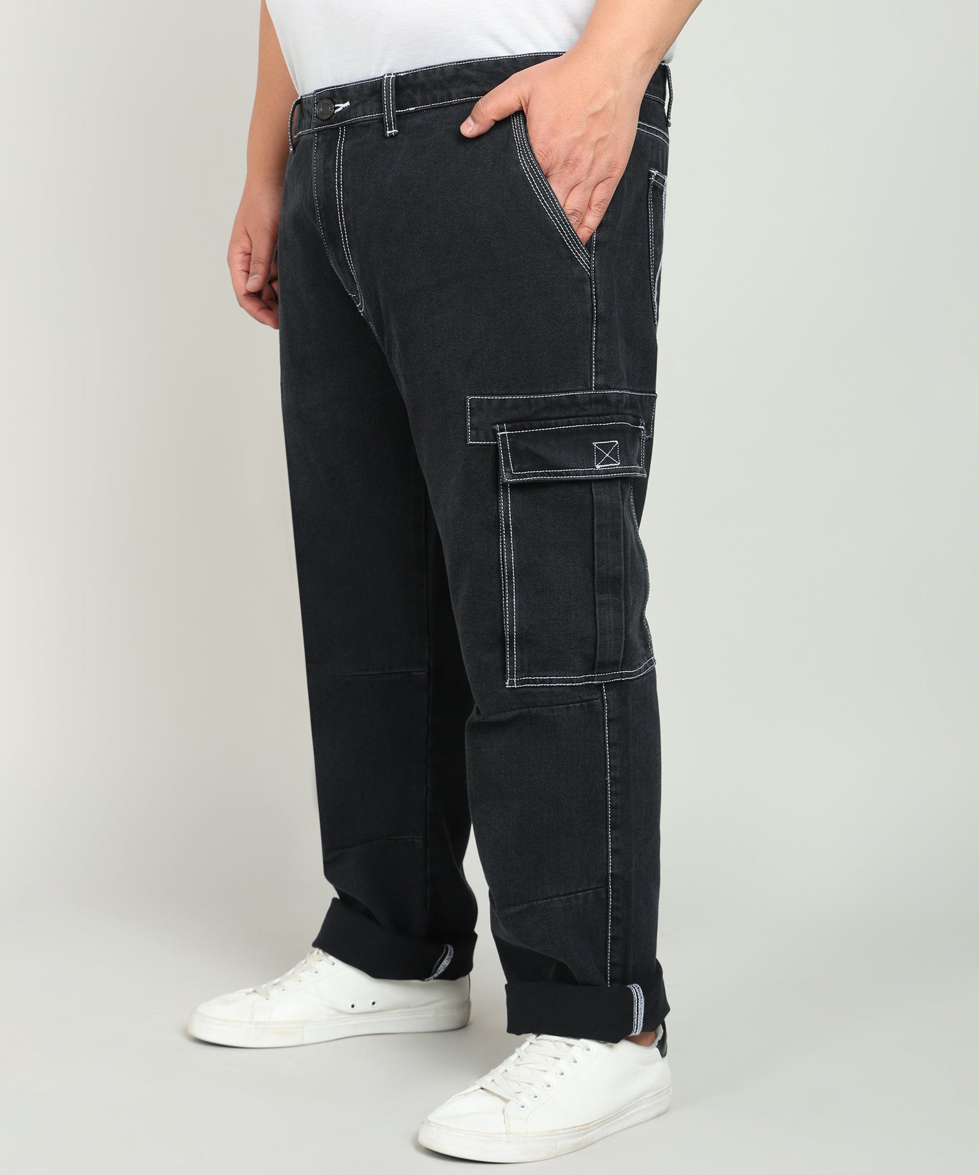 Men Charcoal Grey Regular Fit Solid Cargo Jeans with Contrast Stitch