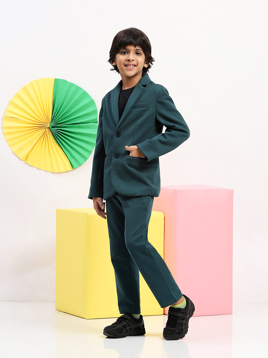 Boys' Classic Green Blazer & Trousers Suit Set - Elegant Formal Wear