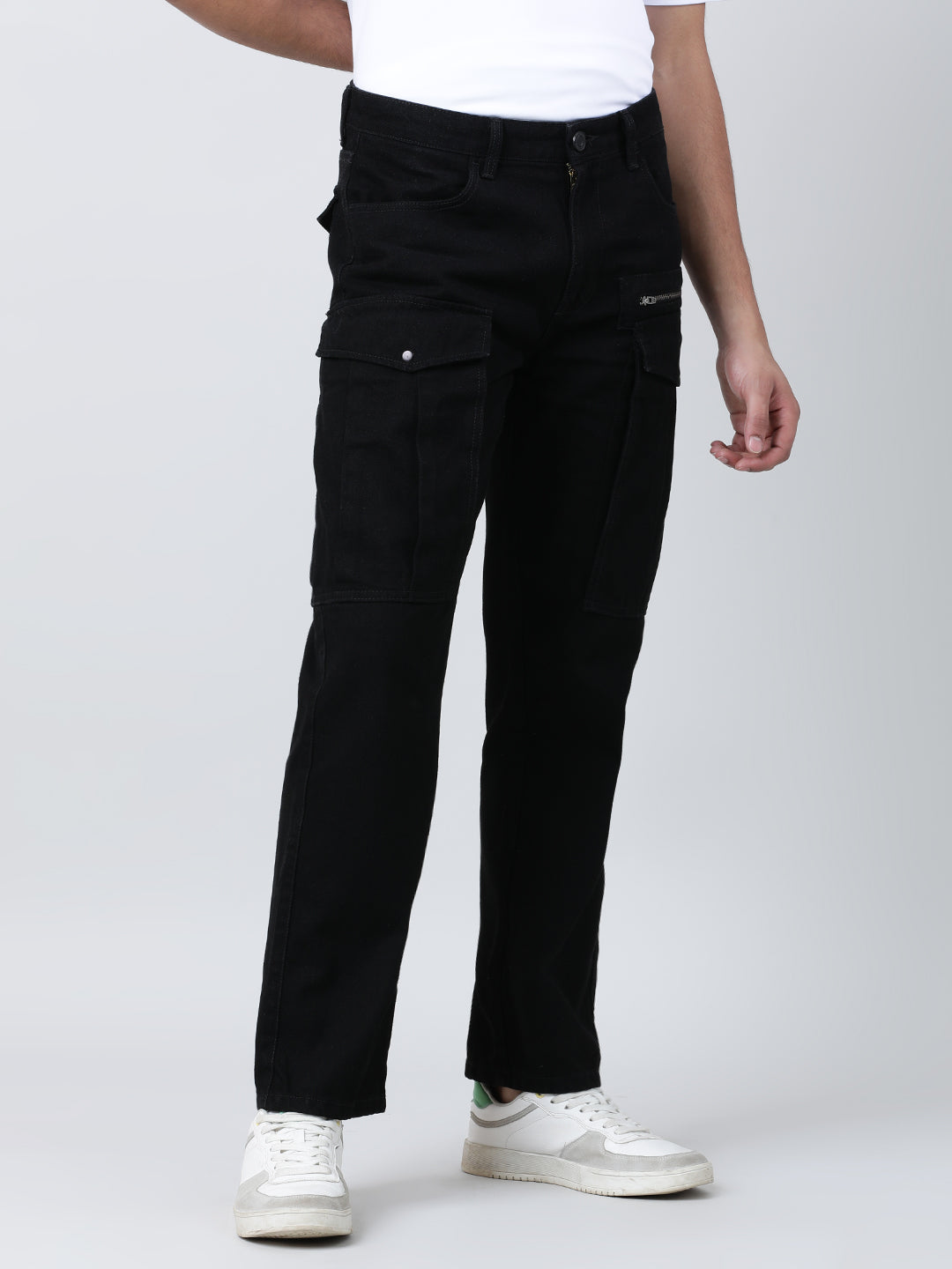 Men Black Relaxed Fit Solid Denim Cargo Jeans