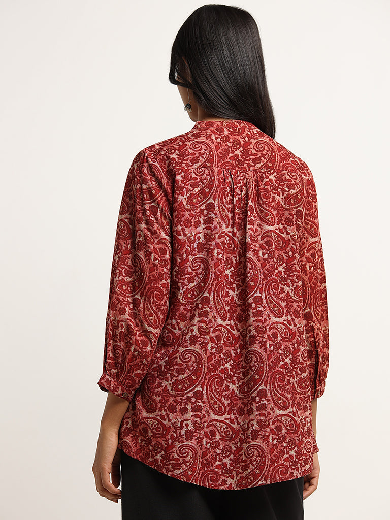 Utsa Red Paisley Printed Kurti