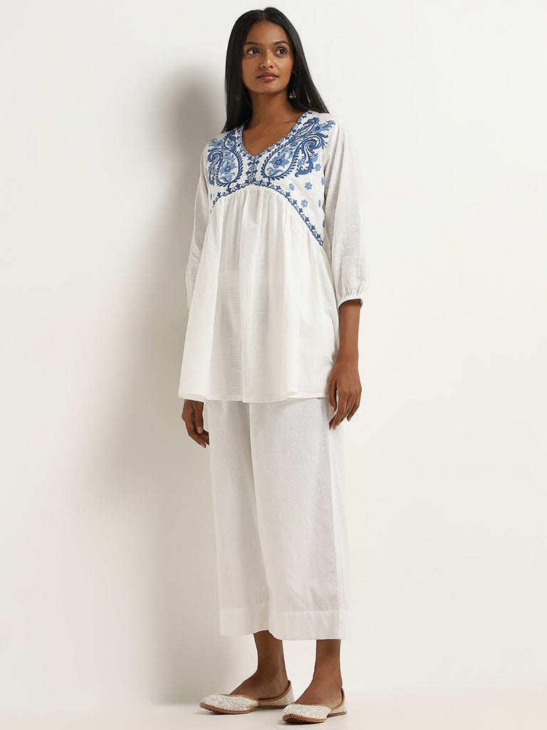 Utsa White Paisley Embroidered Cotton Straight Kurti