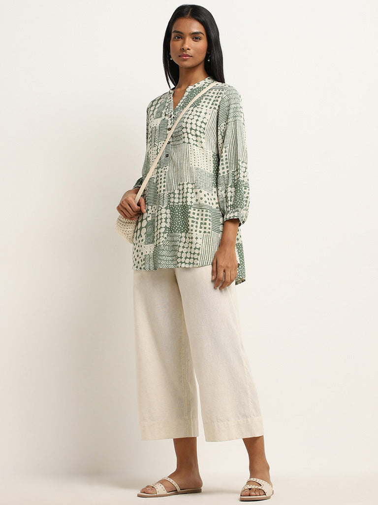 Utsa Sage Printed Straight Kurti