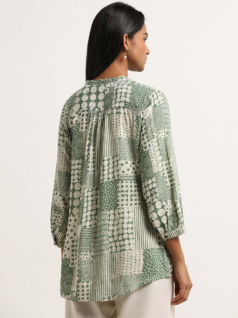 Utsa Sage Printed Straight Kurti