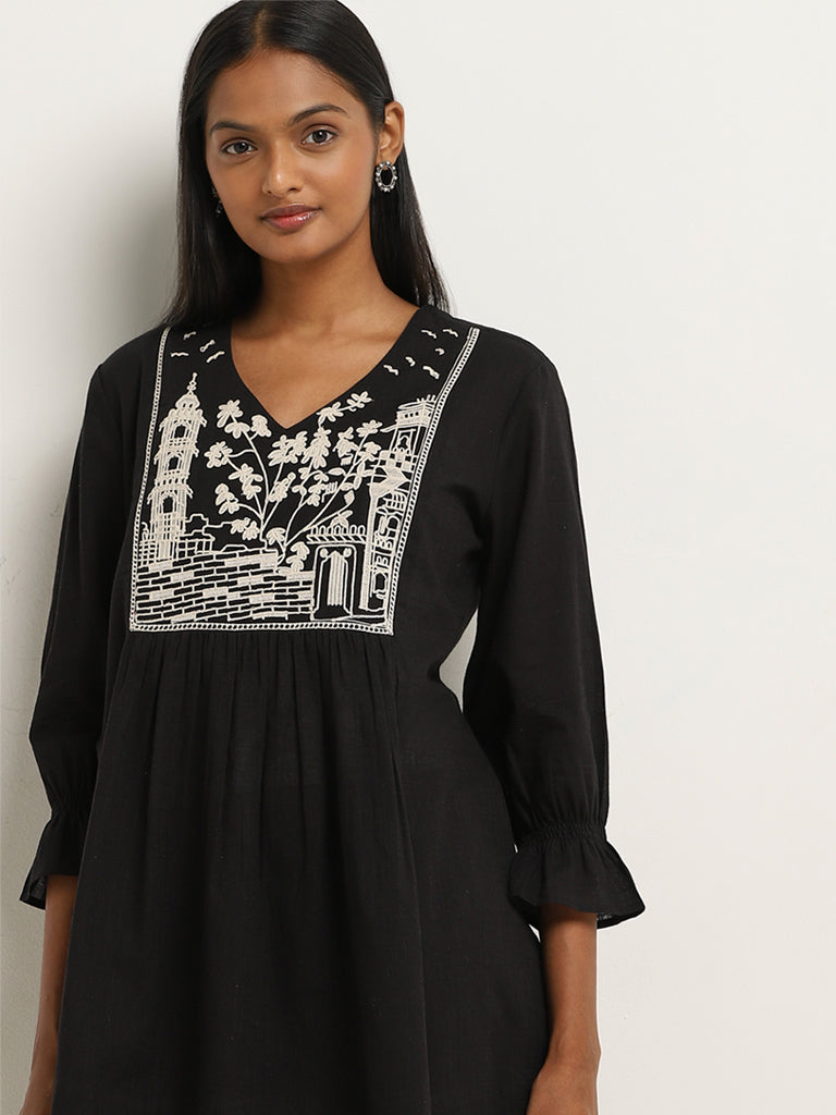 Utsa Black Embroidered A-Line Cotton Kurti