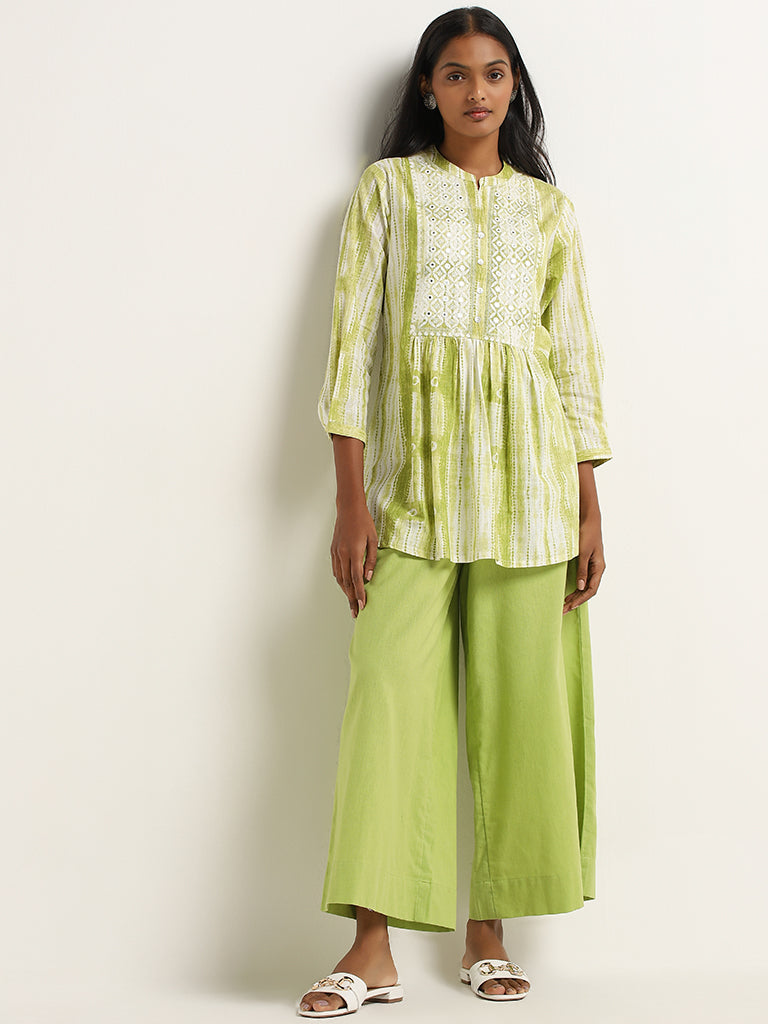 Utsa Green Abstract Printed A-Line Cotton Kurti