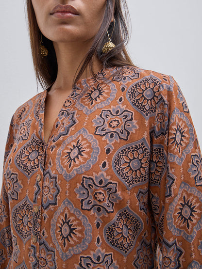 Utsa Brown Printed Straight Kurti