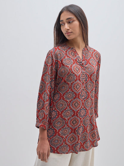 Utsa Maroon Printed Straight Kurti