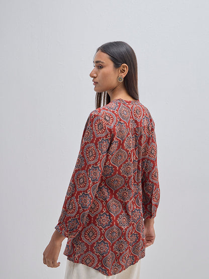 Utsa Maroon Printed Straight Kurti