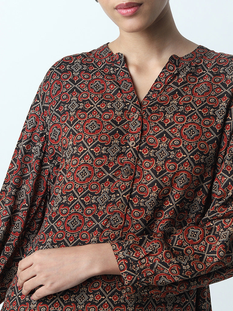 Utsa Maroon Abstract Printed Straight Kurti