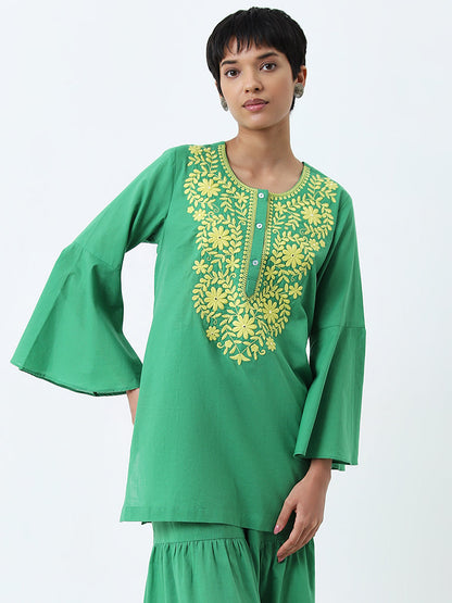 Utsa Green Floral Embroidered Straight Cotton Kurti