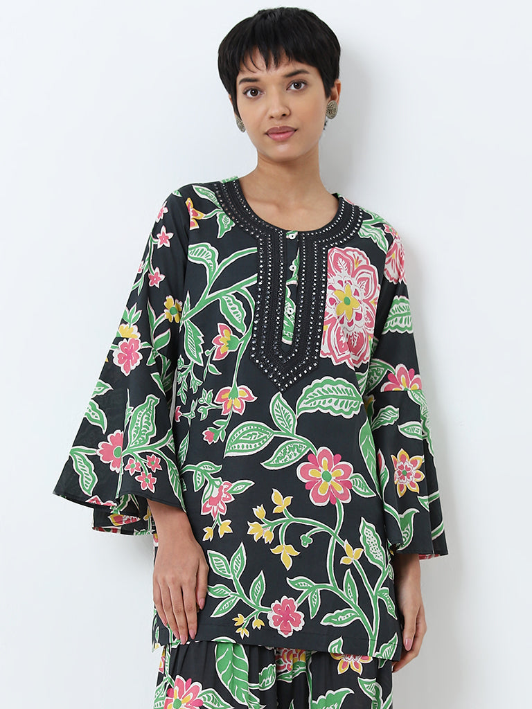 Utsa Black Floral Design Straight Cotton Kurti