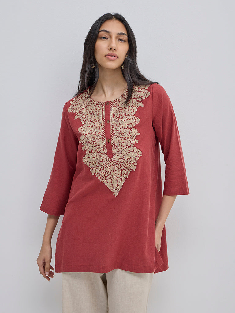 Utsa Maroon Embroidered Straight Cotton Kurti