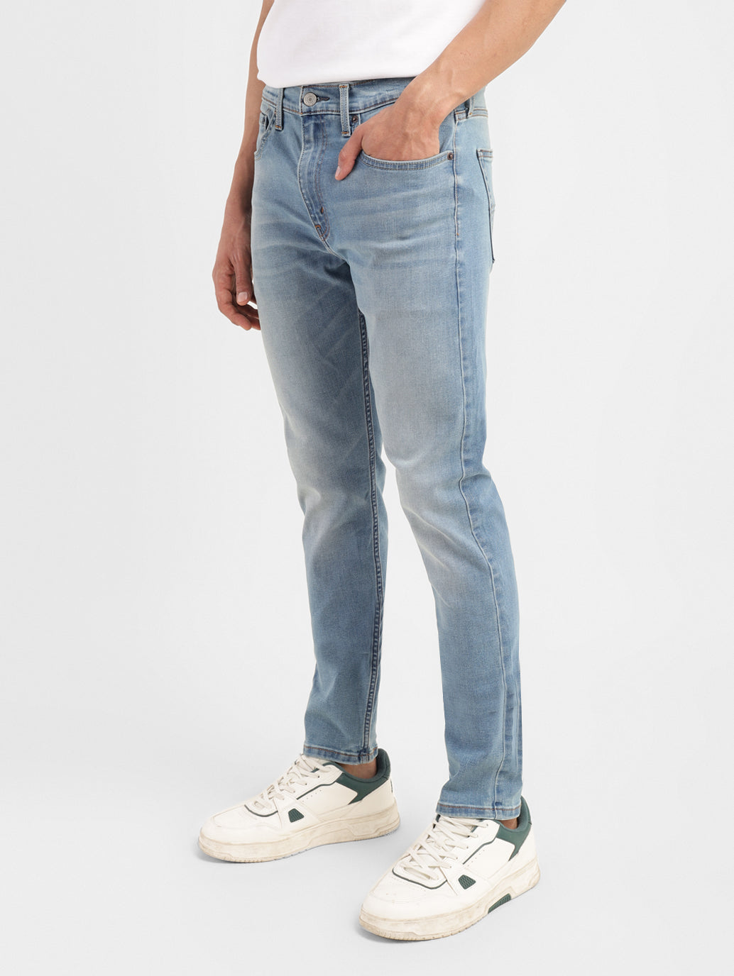 Men's 512 Light Indigo Slim Tapered Fit Jeans