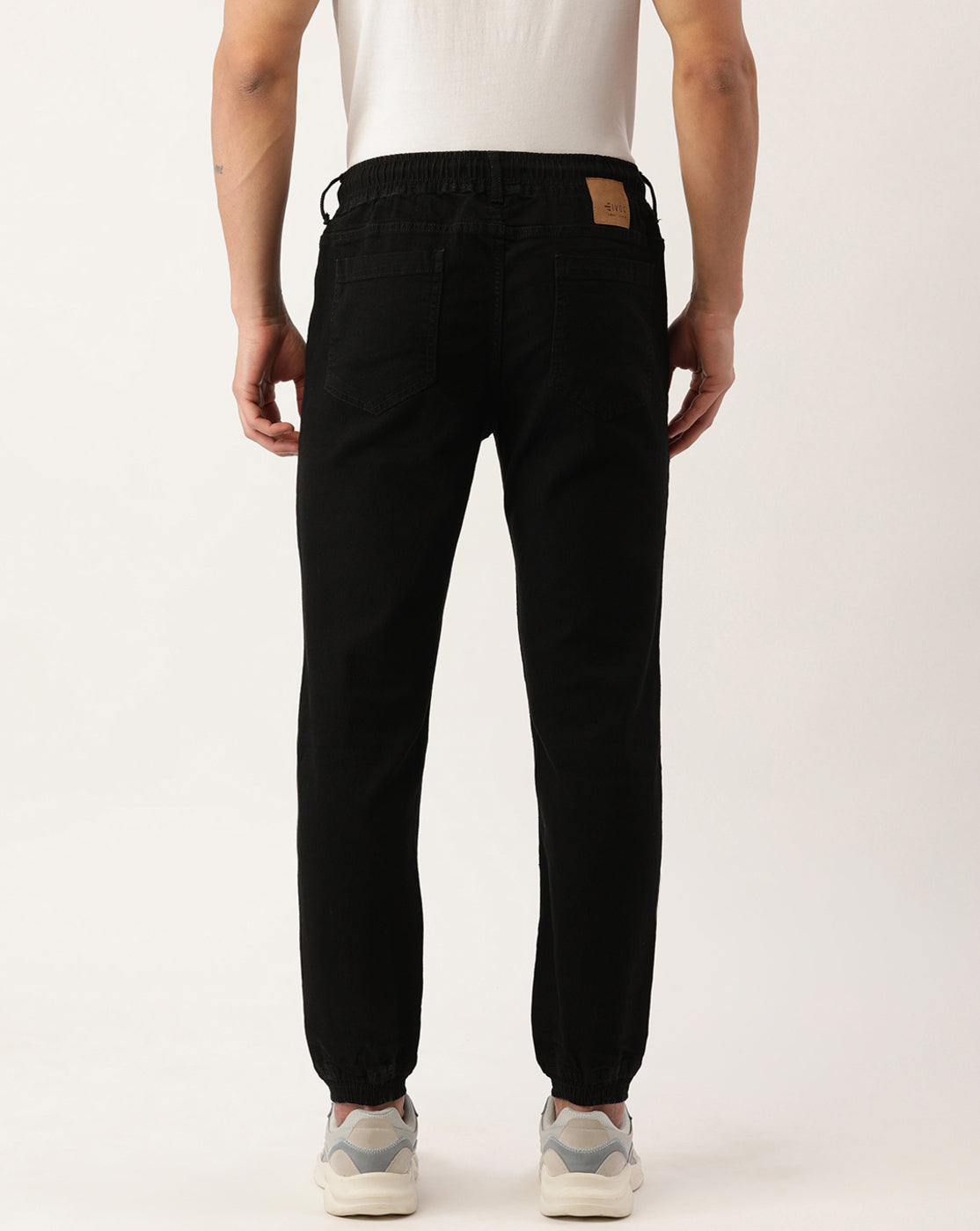 Men Black Slim Fit Solid Jogger Jeans