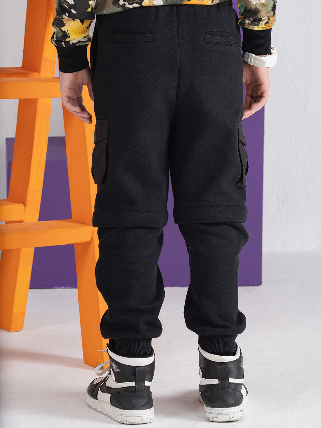 Multifunctional Black Jogger