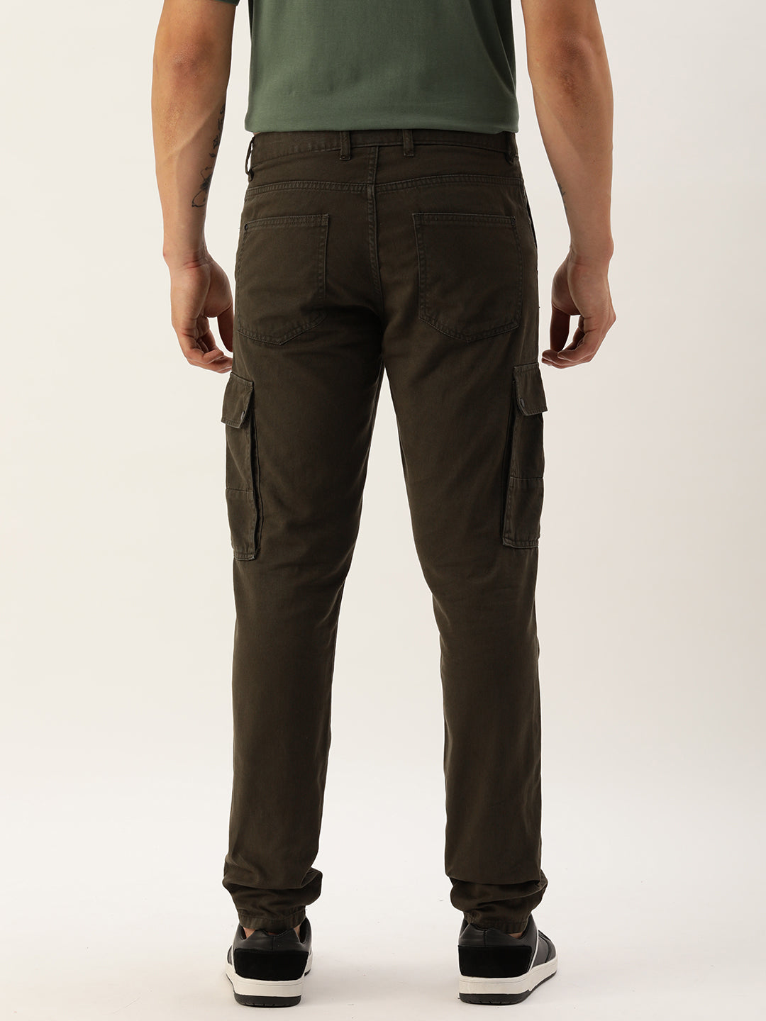 Men Woodland Slim Fit Solid Cargo Trouser