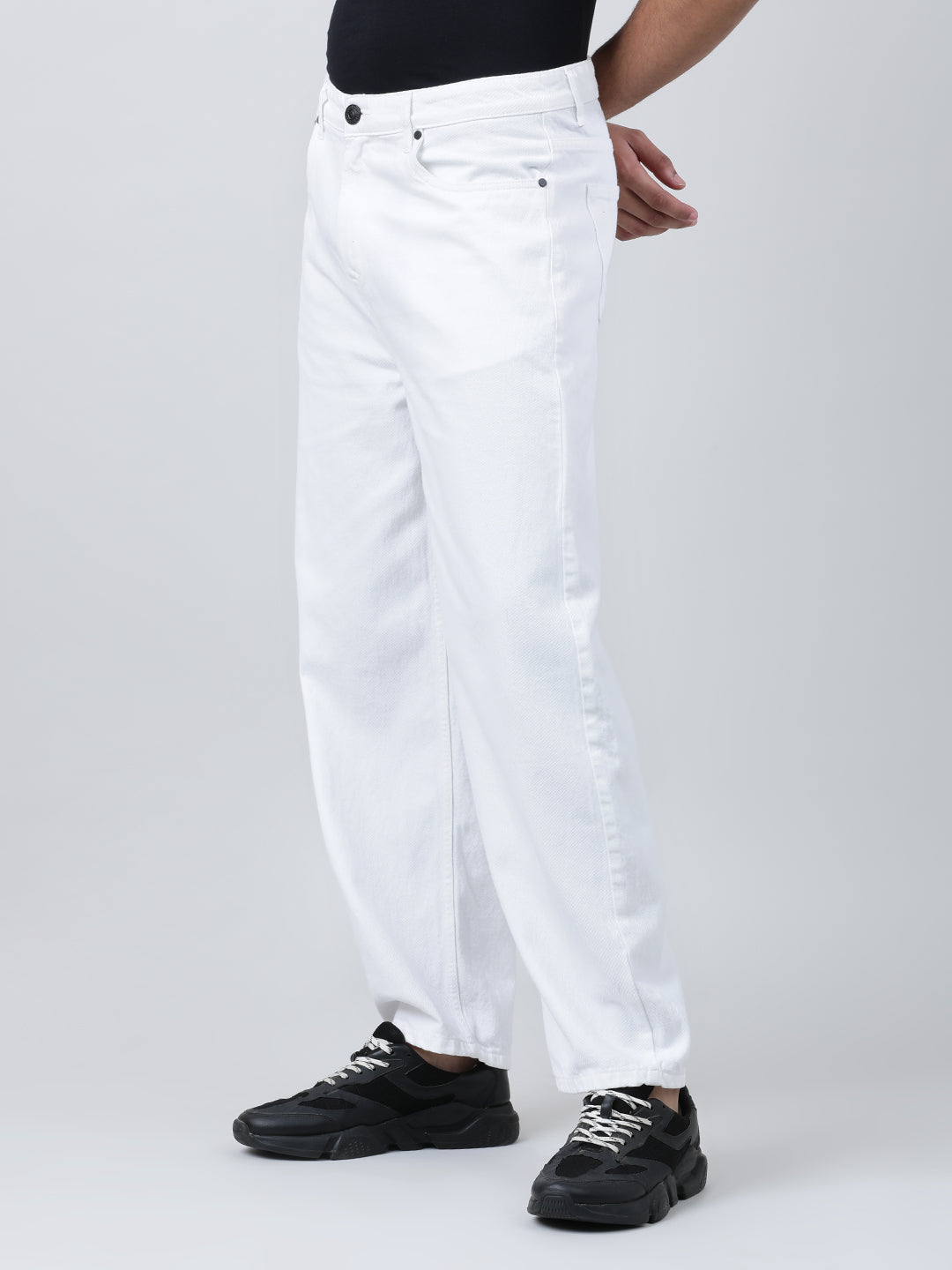 Men White Rigid Baggy Fit Solid Jeans