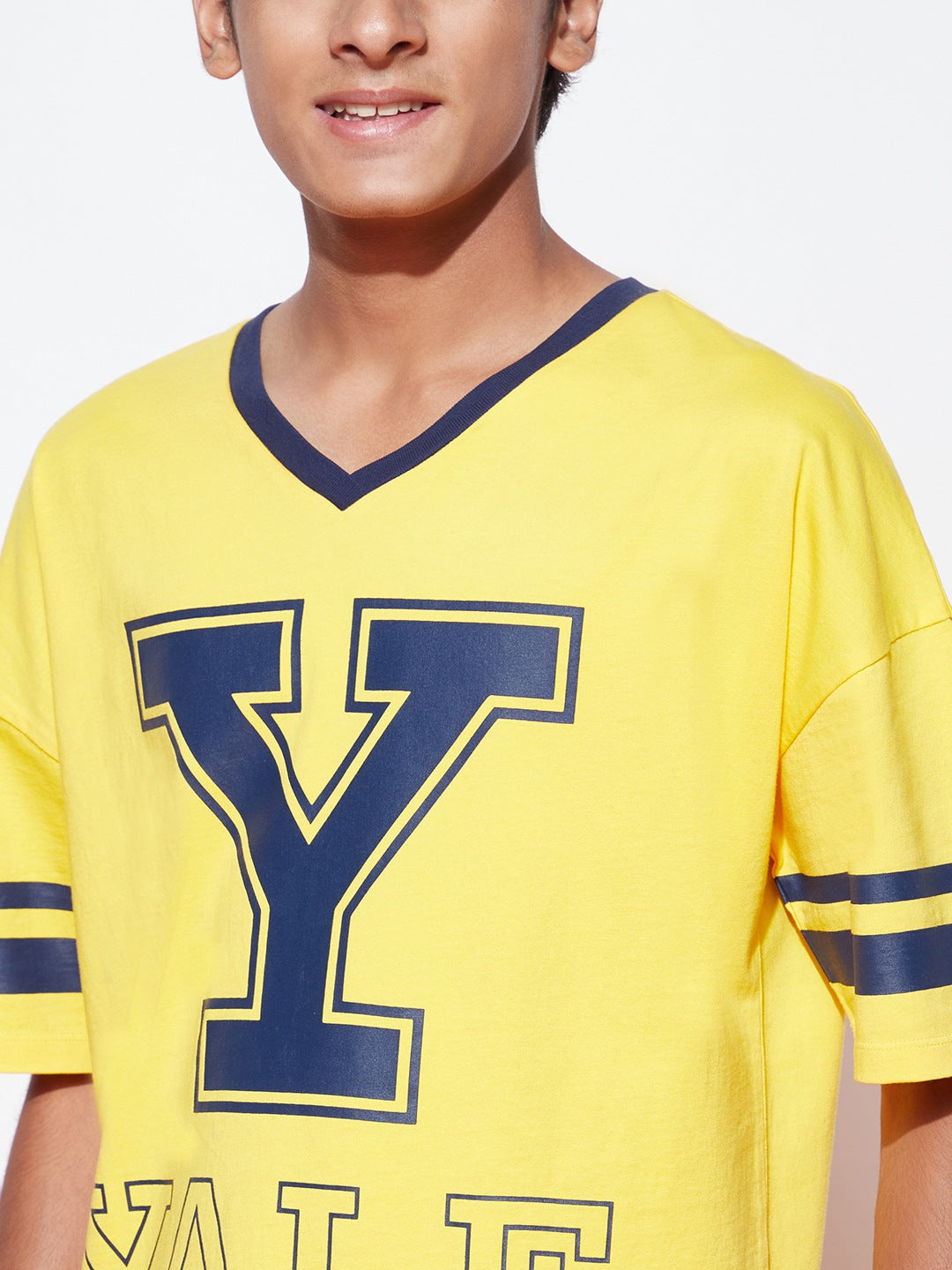 Teen Boys' Yellow Yale Logo Printed T-Shirt & Black Joggers Set