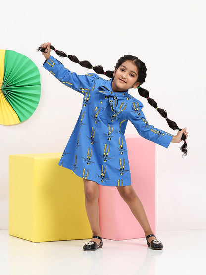 Girls' Blue Cartoon Print Dress with Bow Collar - Fun & Stylish Outfit