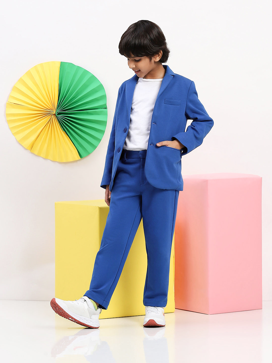 Boys' Classic Blue Blazer & Trousers Suit Set - Elegant Formal Wear