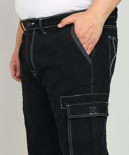 Men Black Regular Fit Solid Cargo Jeans with Contrast Stitch