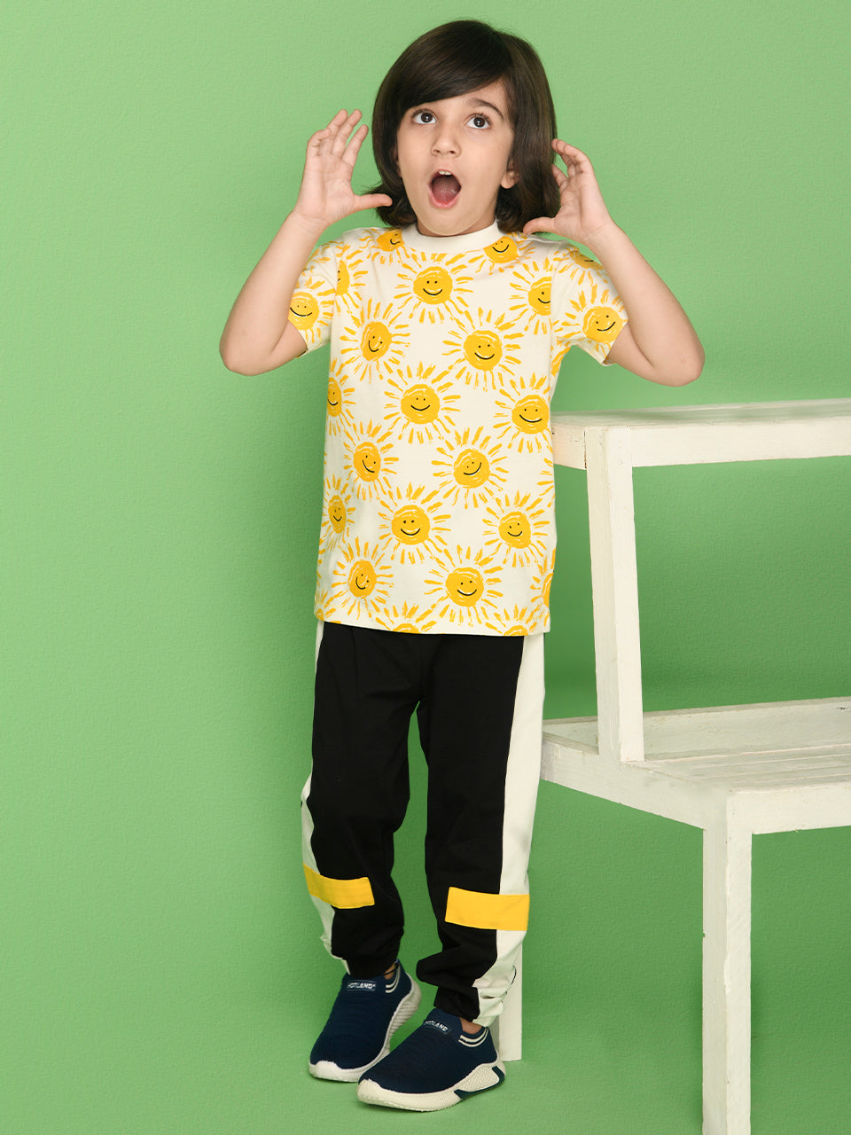 Kid boys Sunny T-Shirt and Joggers Set