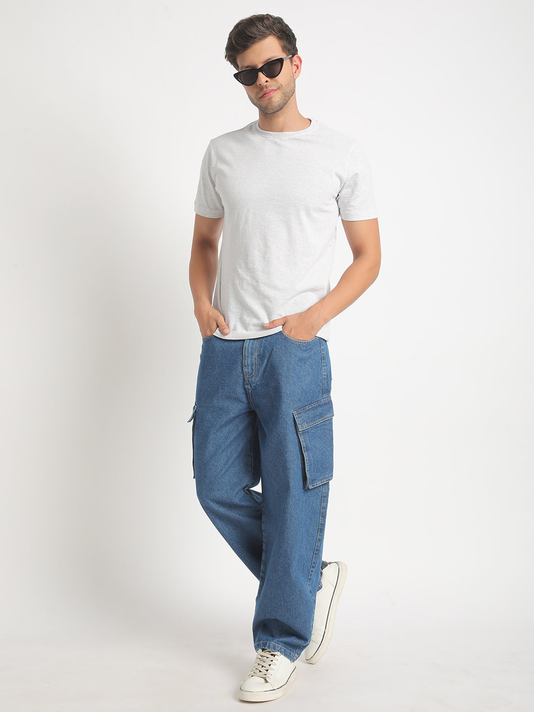 Men Blue Baggy Fit Solid Cargo Jeans