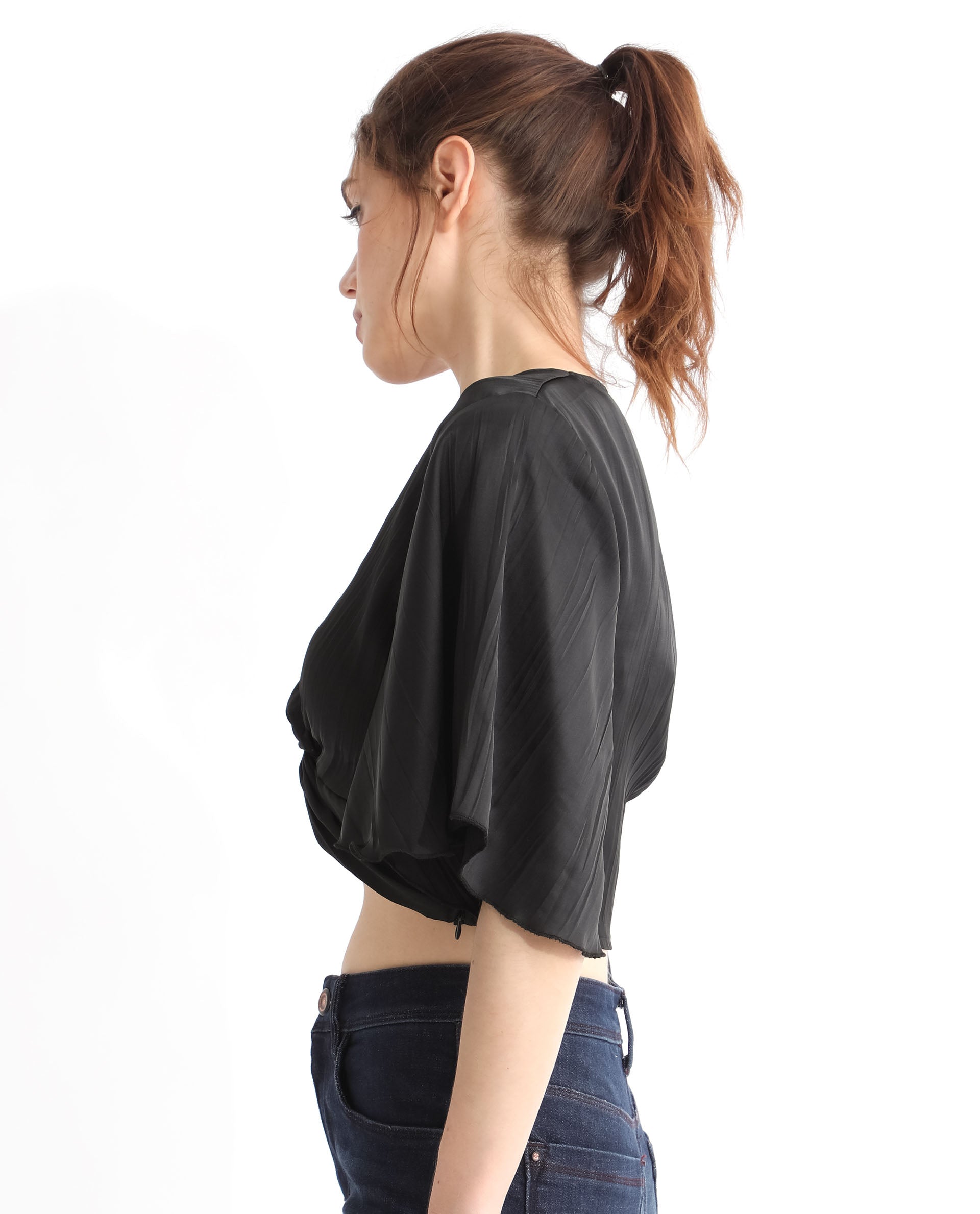 Rareism Women Ainara Black Polyester Fabric Regular Fit Cropped V-Neck Half Sleeves Solid Top