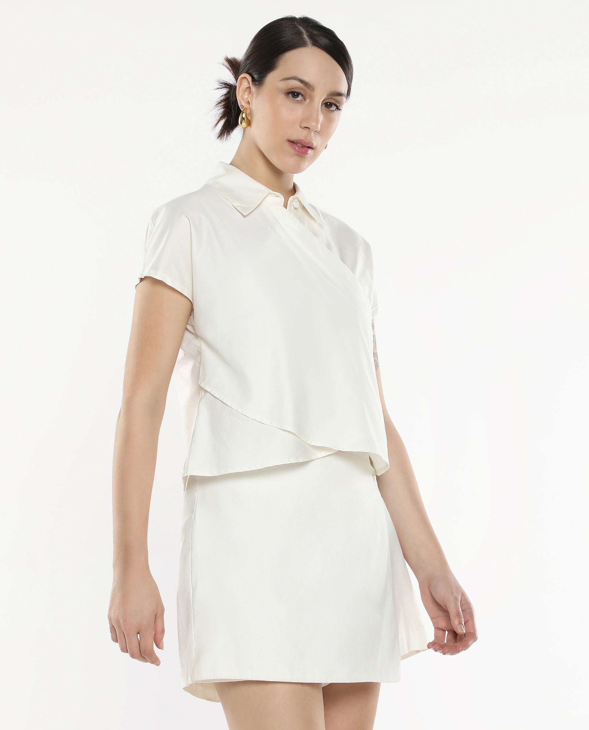 Rareism Women Aurelia Off White Plain Top