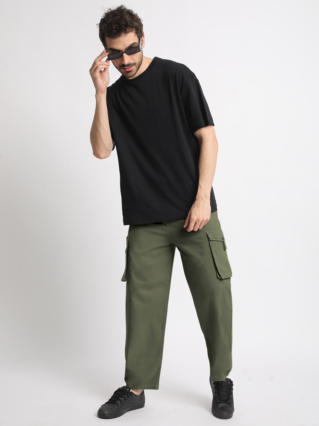 MEN-BAGGY-FIT-CARGO-TROUSERS