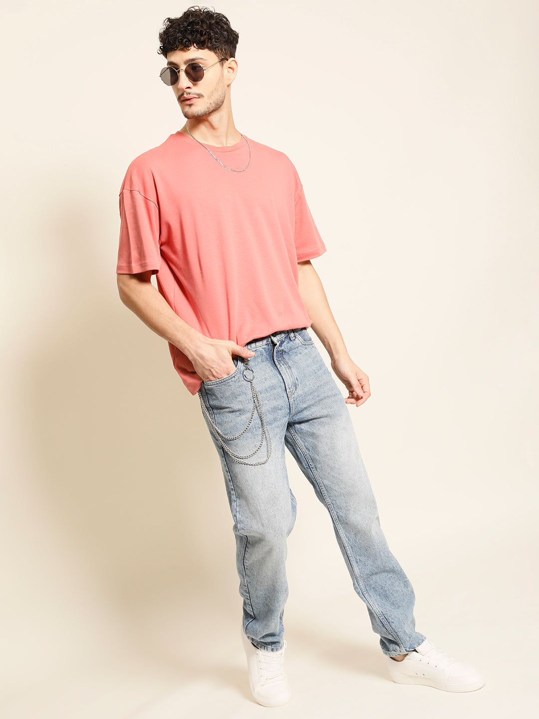 Men Blue Relaxed Fit Solid Jeans With 3 Layer Chain