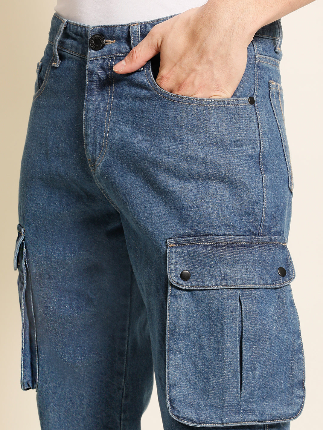 Men Blue Relaxed Fit Solid Jeans With Snap