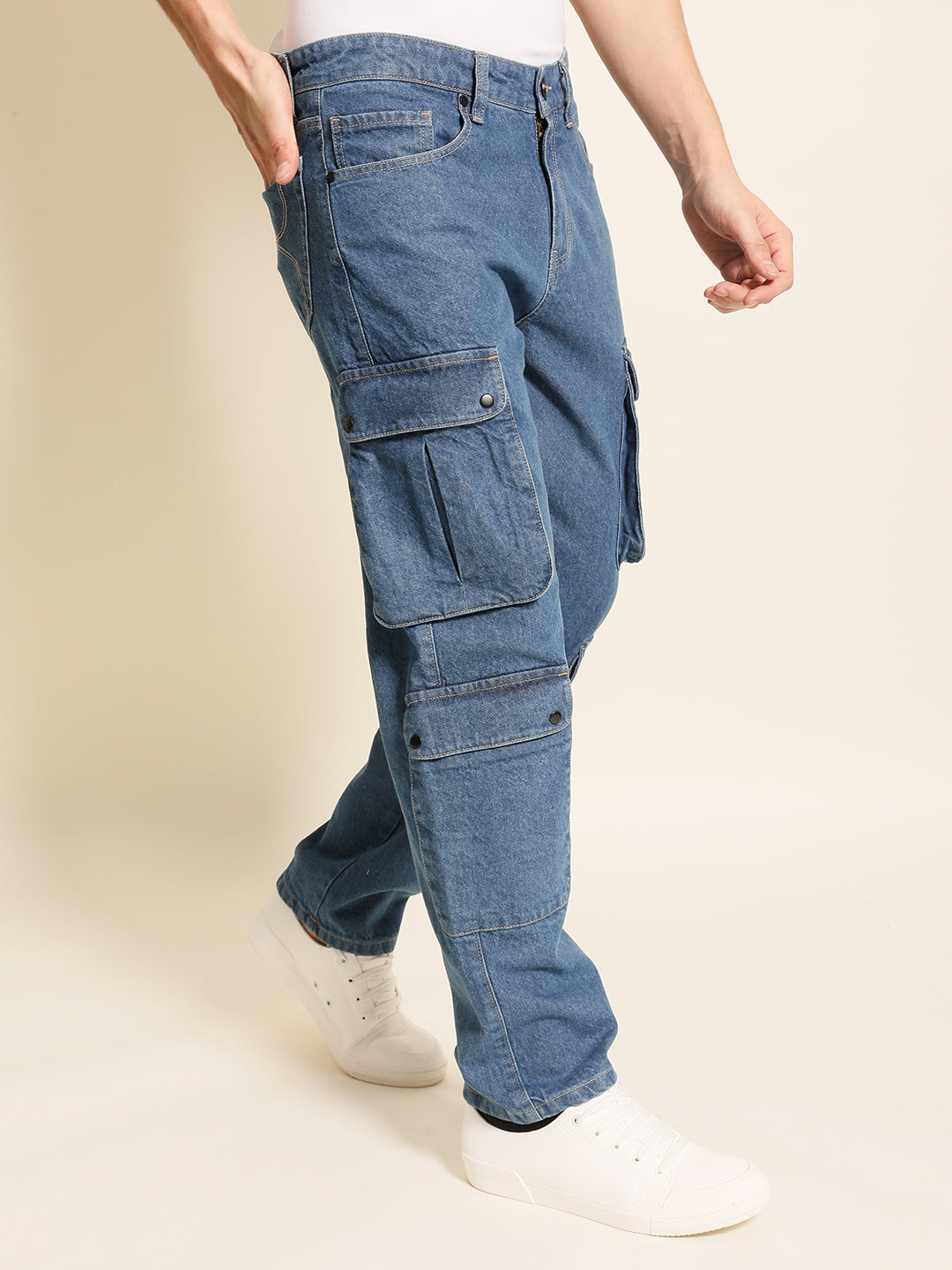 Men Blue Relaxed Fit Solid Jeans With Snap