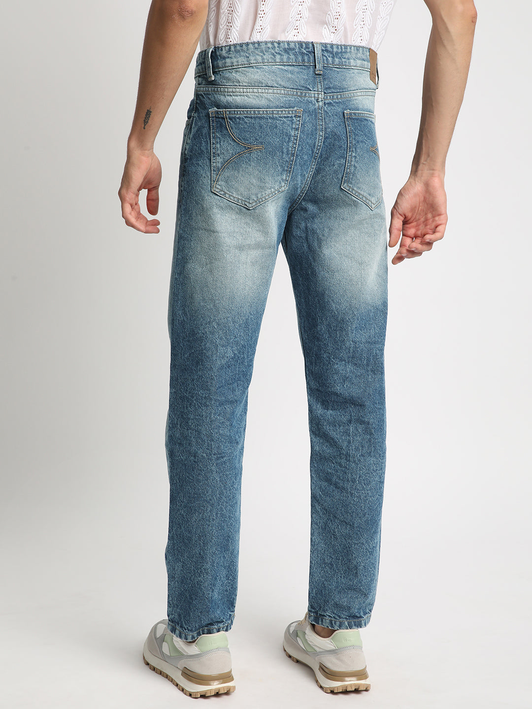 Men Blue Relaxed Fit Solid Jeans