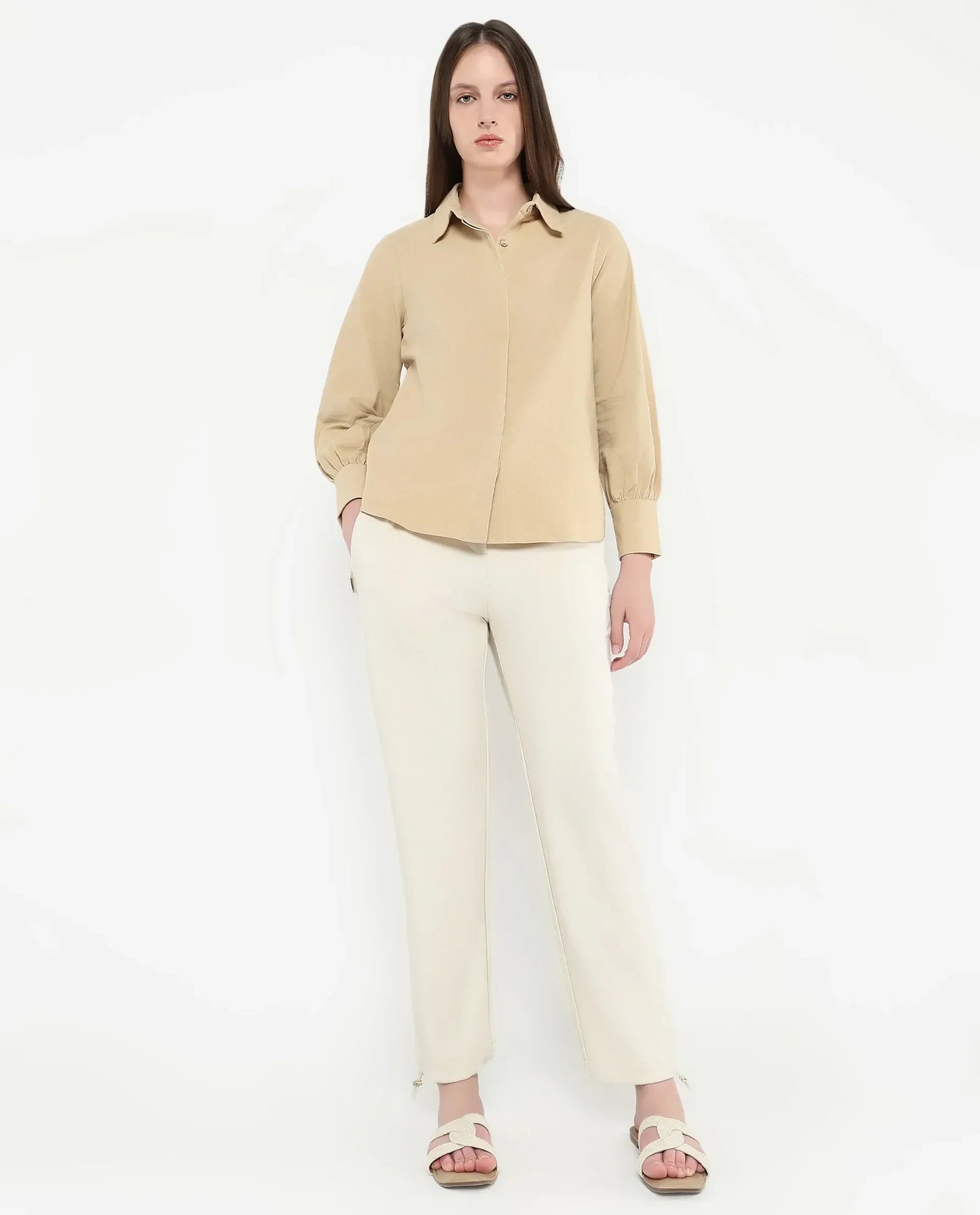 Rareism Women Gumushane Off White Modal Lycra Fabric Straight Fit Ankle Length Plain Track Pant