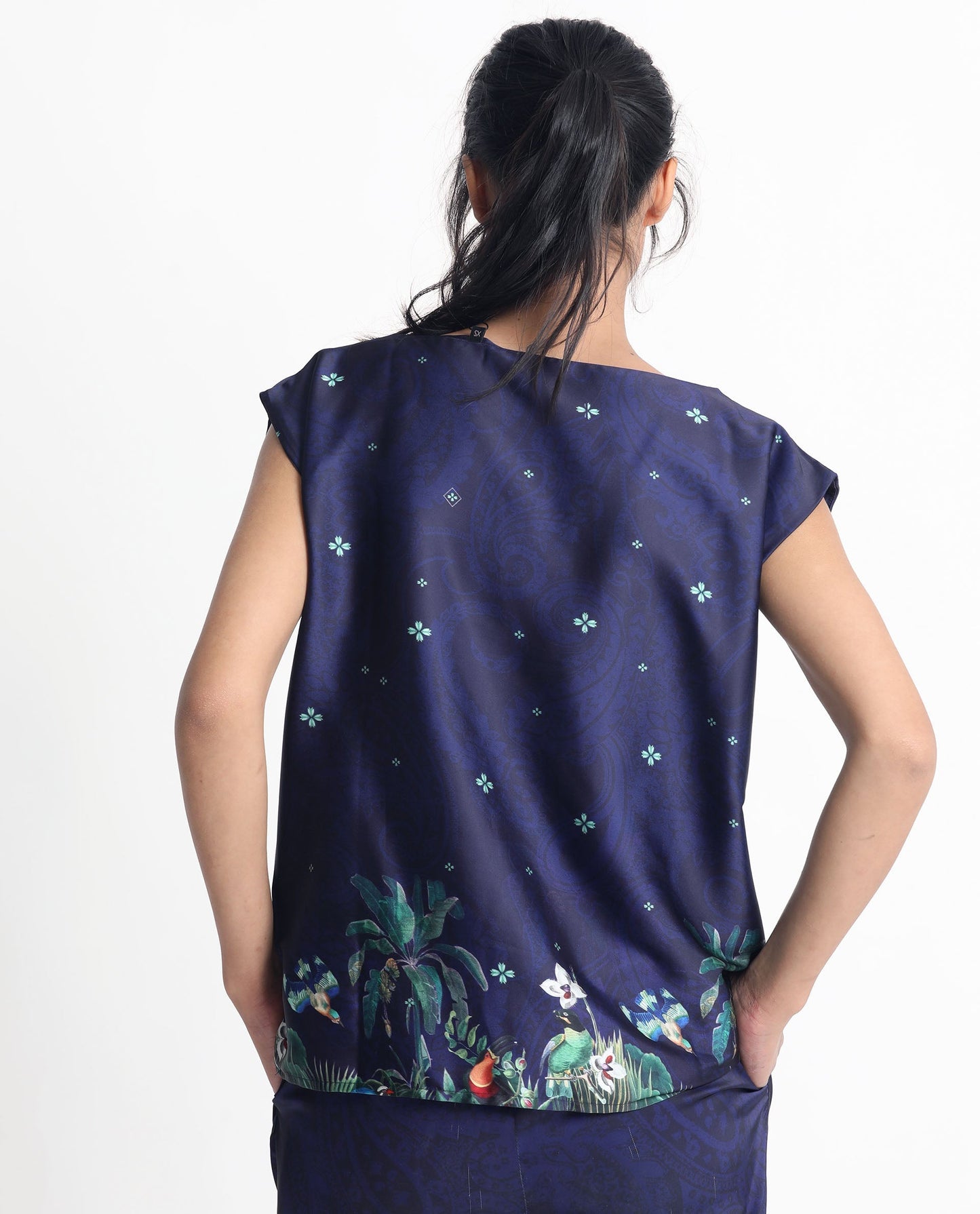 Rareism Women Kern Navy Polyester Fabric Short Sleeves Boat Neck Extended Sleeve Regular Fit Floral Print Top