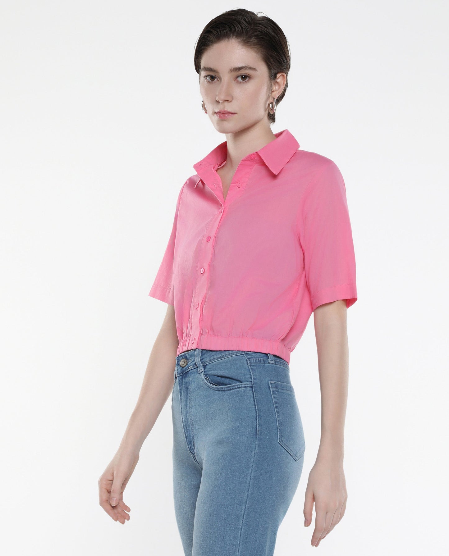 Rareism Women Lakeavi Pink Short Sleeve Collared Neck Button Closure Cropped Plain Top