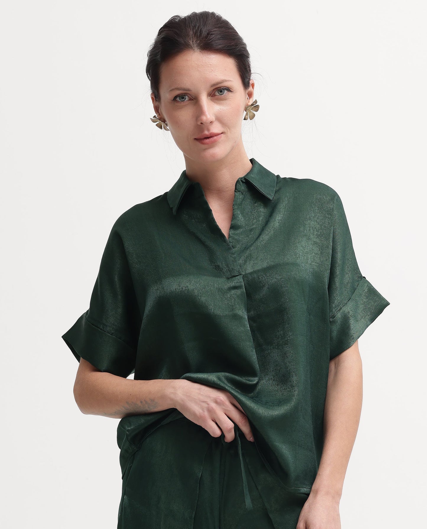 Rareism Women Lamona-T Dark Green Extended Sleeves Collared Neck Boxy Fit Plain Top