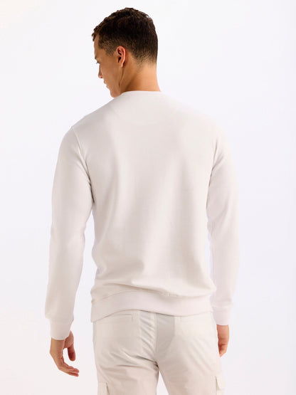 White Chest Embroidery Sweatshirt