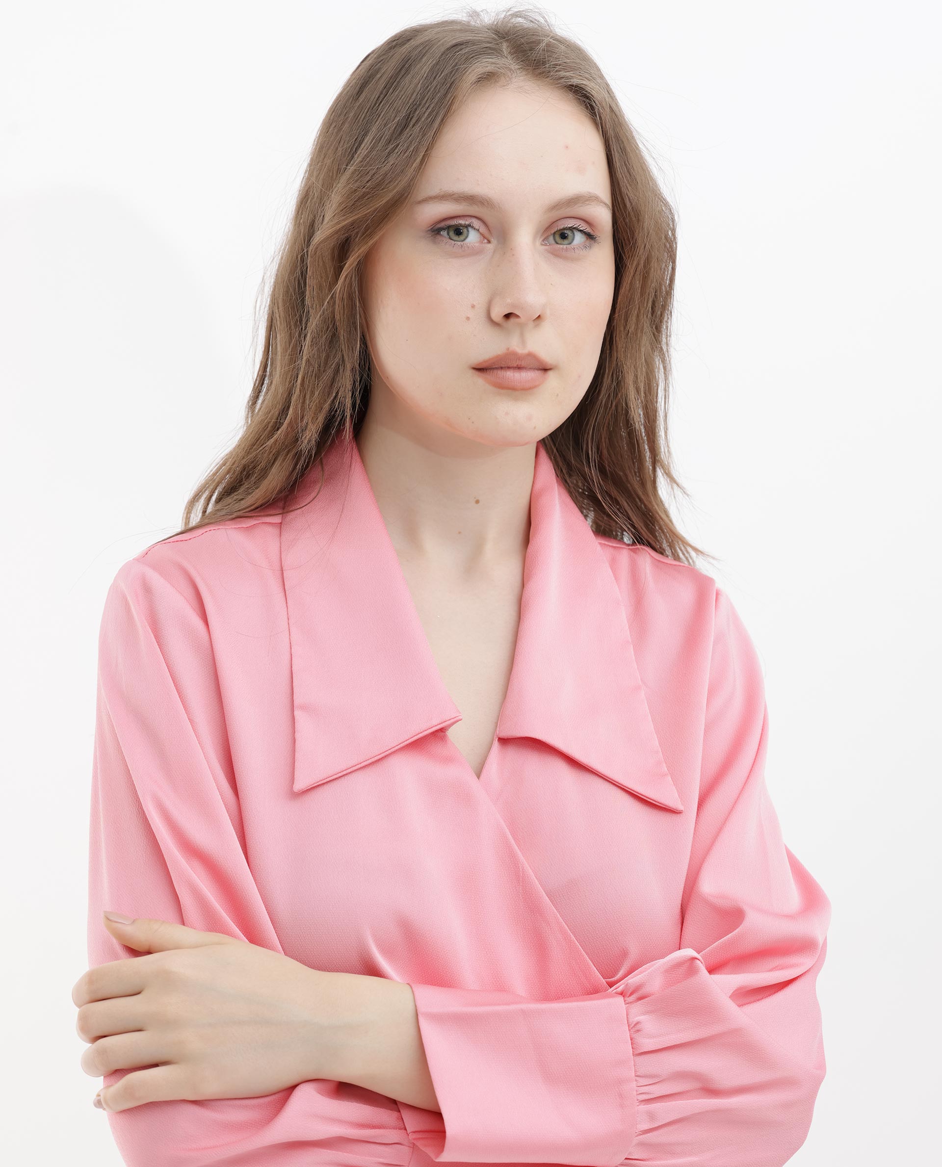 Rareism Women Riola Pastel Pink Polyester Fabric Full Sleeves Tie-Up Closure Johnny Collar Cuffed Sleeve Regular Fit Plain Cropped Top