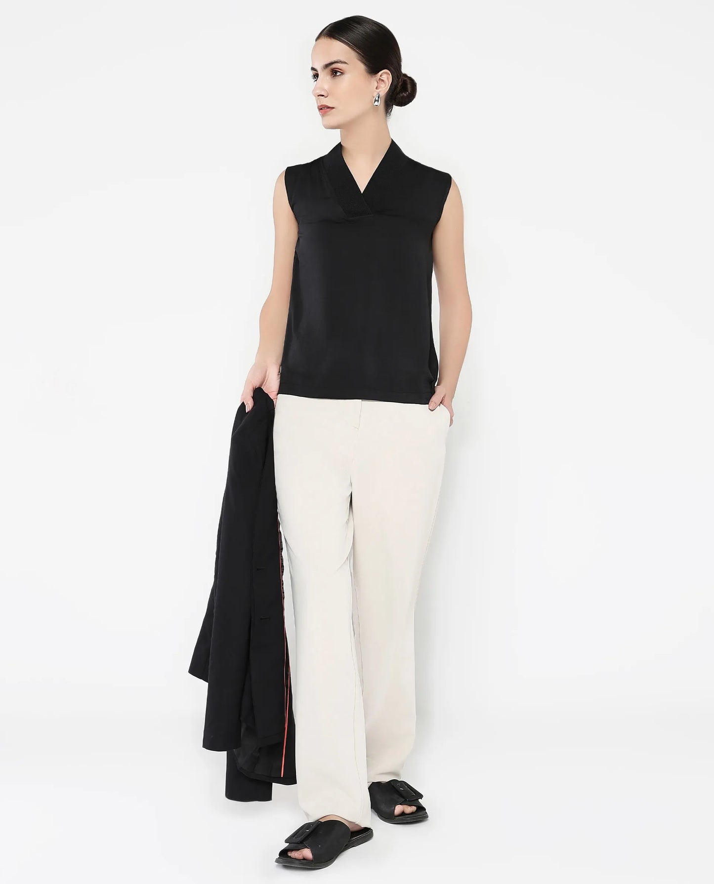 Rareism Women Siyar Black Plain Top