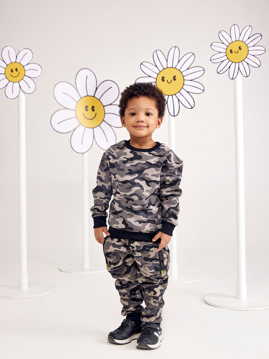 Trendy Black Unisex Camo Print Sets