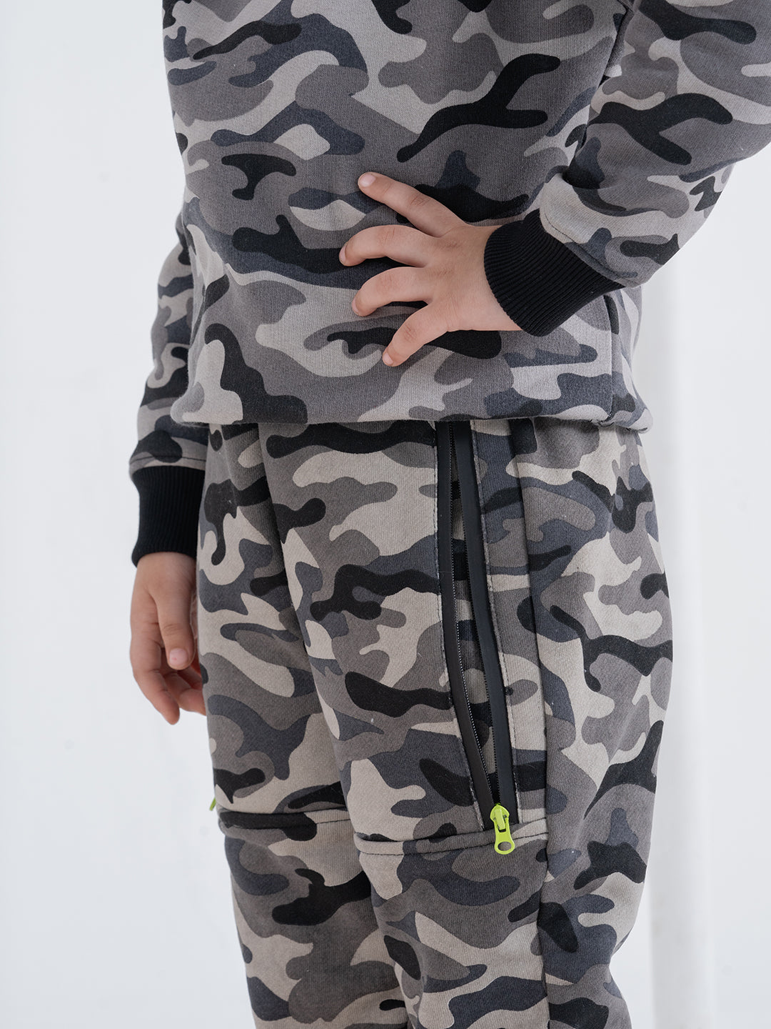 Trendy Black Unisex Camo Print Sets