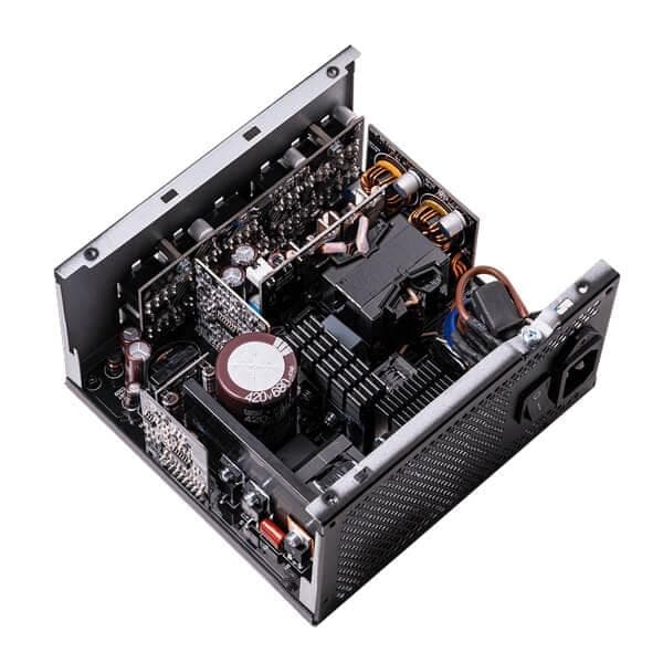 ADATA XPG Core Reactor 750W 80 + Gold Fully Modular ATX 2.0 Power Supply